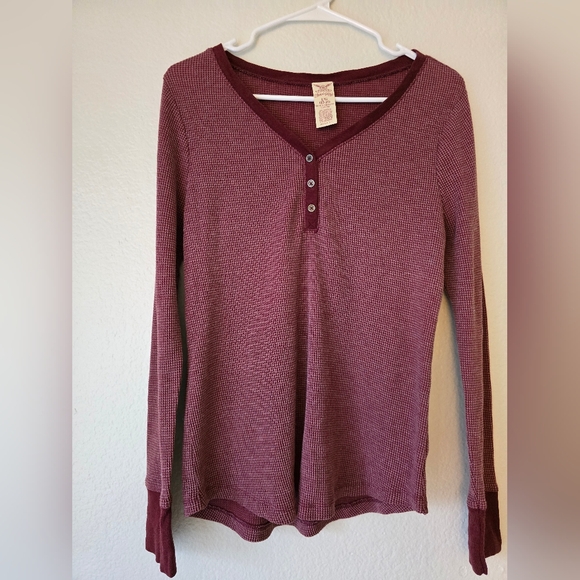 Faded Glory Burgundy Henley Waffle Knit Top - Picture 1 of 3